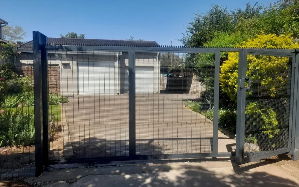 Pedestrian, swing and sliding gates